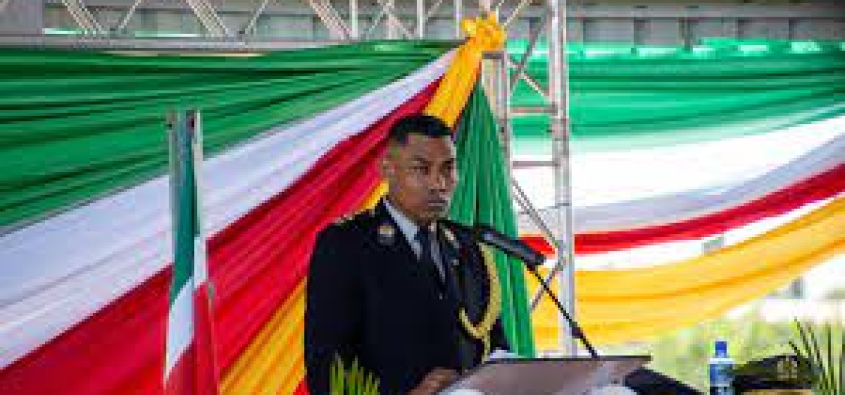 Korpschef Bryan Isaacs Plant Motivatiebezoeken aan Alle Regio’s