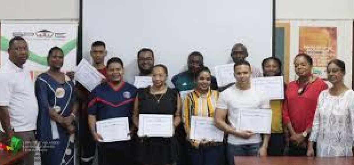 SPWE beloont 11 succesvolle deelnemers aan Training ‘Basis Ondernemerschap’