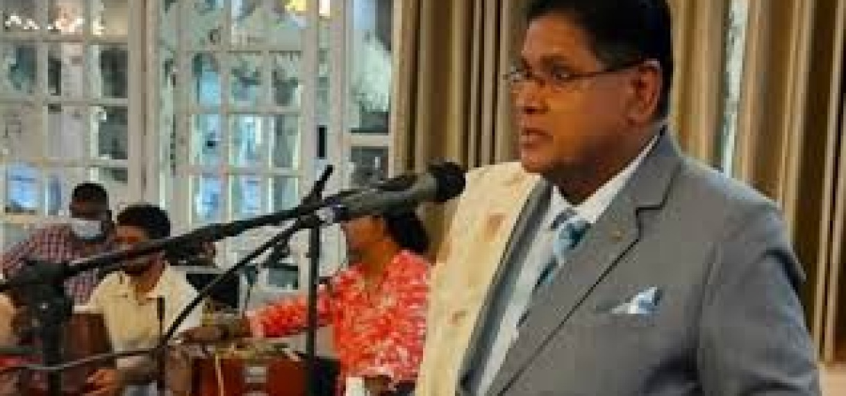 President roept DNA op tot motie tegen GBB-minister