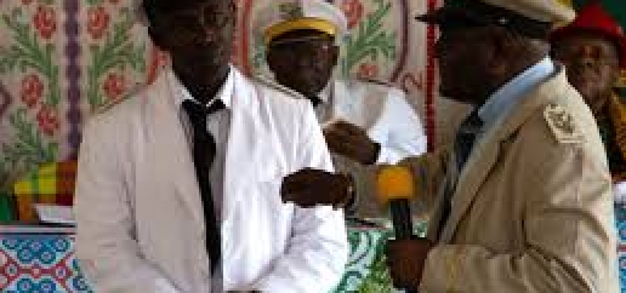 Overdracht van gezag in Santigron