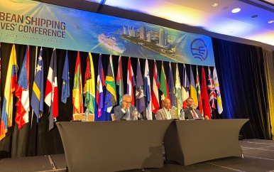 Rodolfo Sabonge roept op tot holistische samenwerking tijdens de 22e Caribbean Shipping Executives’ Conference