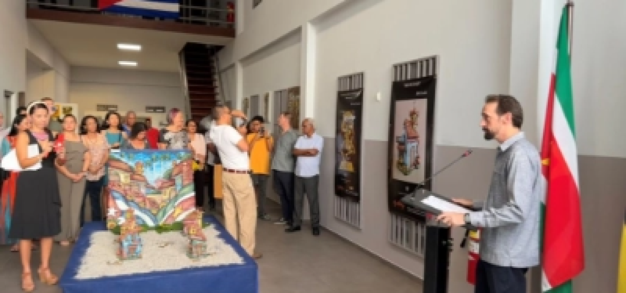 Speciale expositie ter ere van 45 Jaar diplomatieke betrekkingen tussen Cuba en Suriname