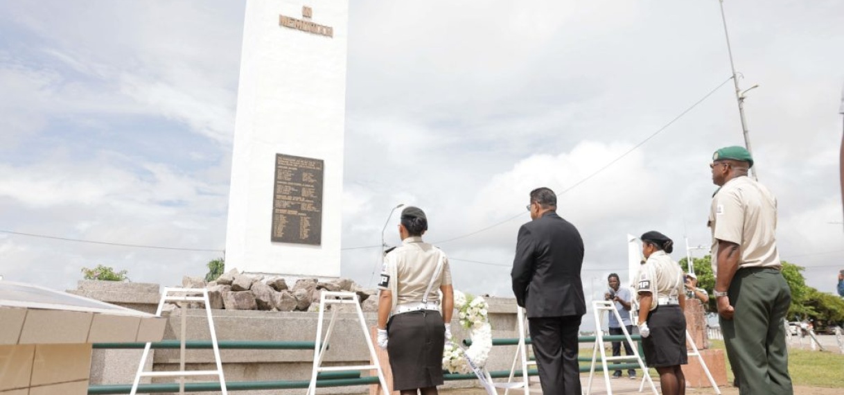 President Santokhi: “Nalatenschap oorlogsslachtoffers zal voor altijd levendig blijven”