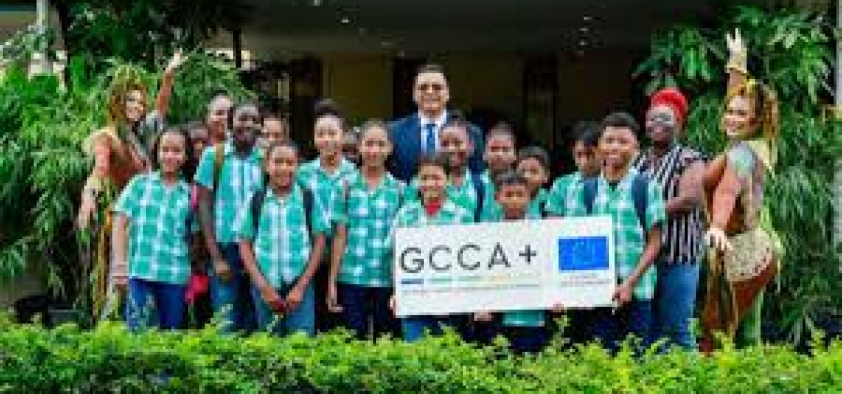 Succesvolle afsluiting van GCCA+ Fase 2 Project benadrukt klimaatbescherming in Suriname