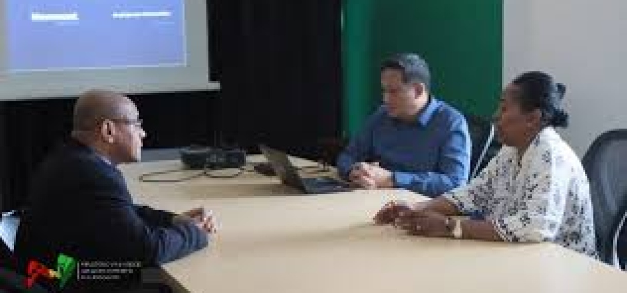 Newmont Suriname LLC informeert minister AWJ over arbeidsaangelegenheden