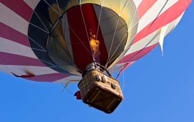 Luchtballon raakt hoogspanningslijn in VS