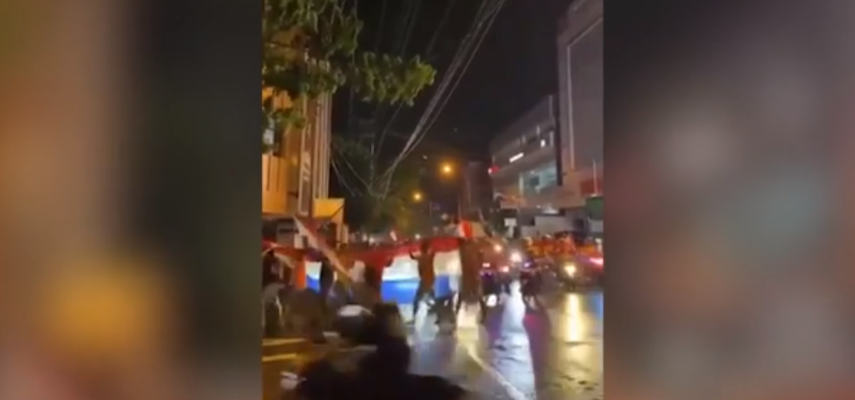 Indonesiërs massaal de straat op na EK-winst Oranje