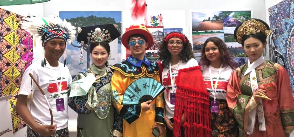 Suriname maakt indruk op 20e International Youth Cultural Festival in China