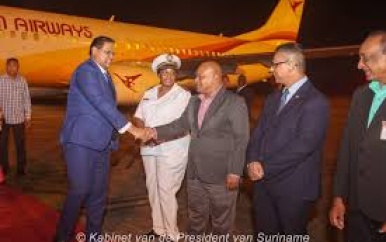 President Santokhi terug in Suriname