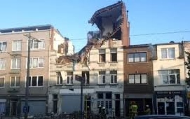 Appartementen weggeblazen bij explosie in Antwerpen, zeker één dode