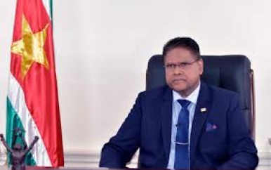 President Santokhi bepleit versoepeling visumaanvragen tijdens CARICOM-top