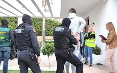 Groot internationaal drugsmokkelnetwerk opgerold: 50 arrestaties door Europol