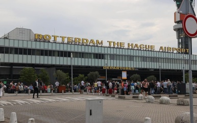 Lange rijen bij Rotterdam The Hague Airport door storing