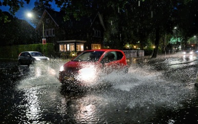 Brabantse straten onder water na hevige stortbuien