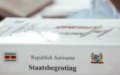 Ernstige financiële ontsporing: srd 1,8 miljard gat in staatsbegroting