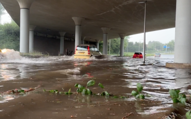 Noodweer zorgt op meerdere plaatsen voor overlast