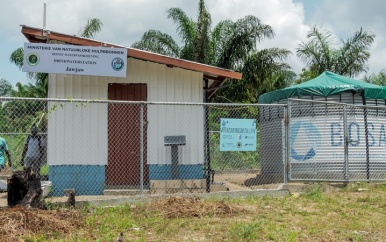 Nieuwe waterstations in Boven-Suriname opgeleverd