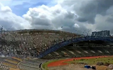 Iconisch Maleisisch stadion gaat met geweld tegen de vlakte