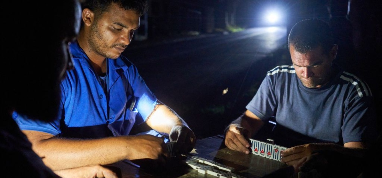 Tien miljoen Cubanen in het donker doordat elektriciteitscentrale het begeeft