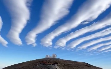 Bijzondere wolkenvorming boven Chileens observatorium