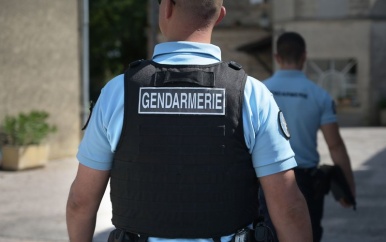 Vijftienjarige jongen vijftig keer gestoken en levend verbrand in Marseille