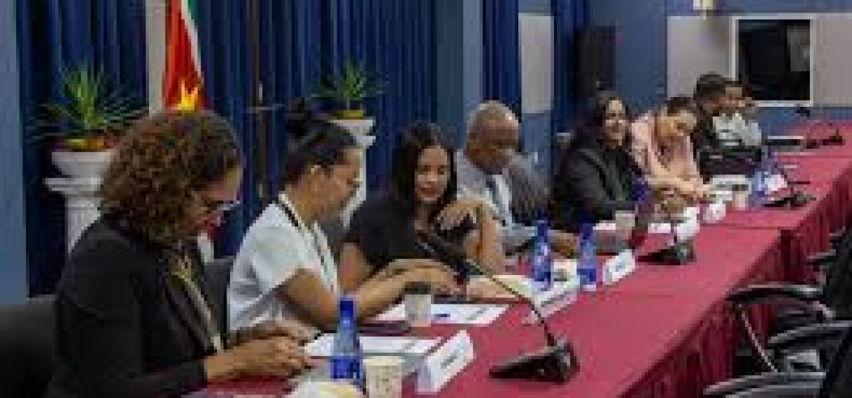 Diaspora Instituut Suriname werkt aan vernieuwde dienstverlening voor Surinaamse diaspora