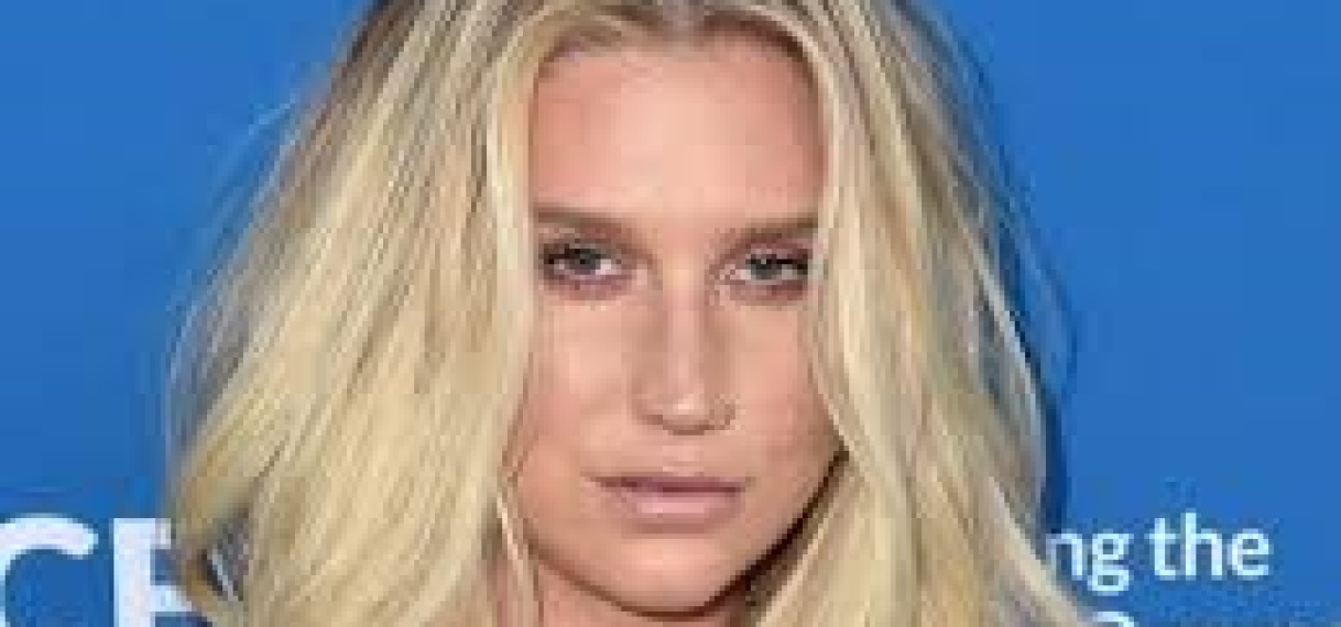 Kesha zegt dat muziekindustie bang voor haar moet zijn: ‘Ik ga alles delen’