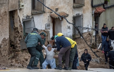 Ruim zestig doden door noodweer en overstromingen in Spanje