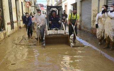 Aantal vermisten overstromingen Valencia gedaald in week met meer regen