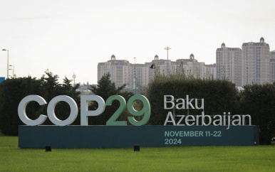 President Santokhi naar COP29 in Azerbaijan afgereisd