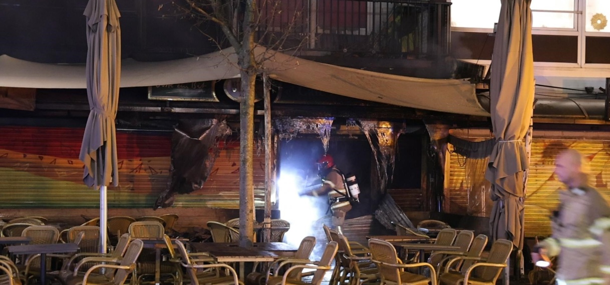 Explosie veroorzaakt grote schade aan Amsterdams restaurant