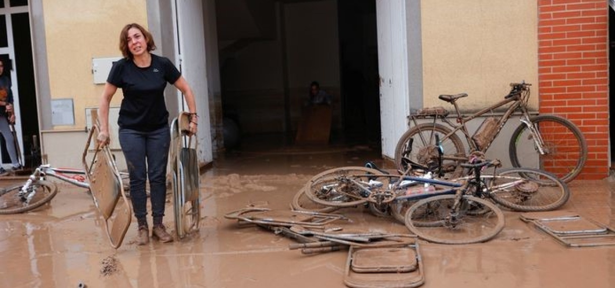 UPDATE: Plunderaars slaan hun slag in Spanje na overstromingen