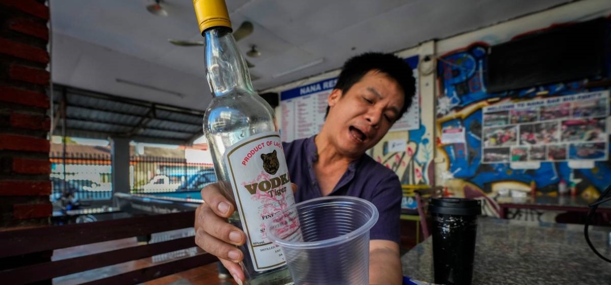 Vierde dode door vergiftigde drankjes Laos, ministerie waarschuwt Nederlanders