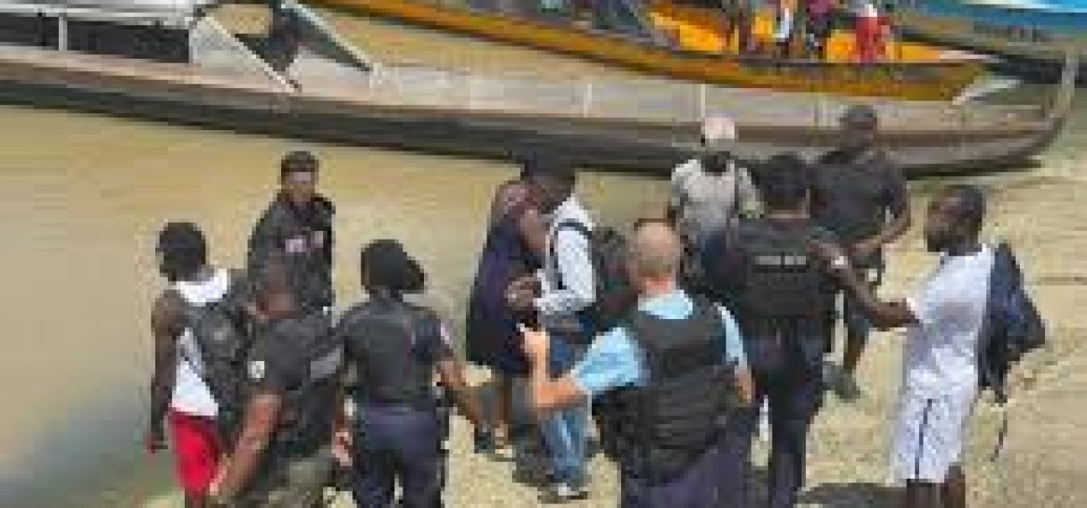 Illegaliteit uit Suriname hard aangepakt door Fransen