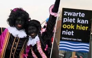 Onrustige sinterklaasintocht in Yerseke door demonstraties tegen zwarte piet