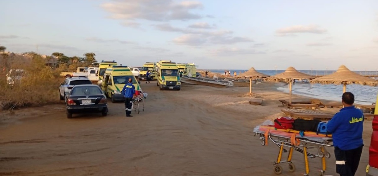 UPDATE: Nog twee opvarenden van toeristenboot gered voor Egyptische kust