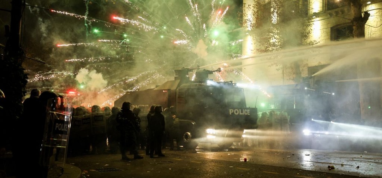 Opnieuw onrustige nacht in Georgische hoofdstad Tbilisi, oppositieleider opgepakt