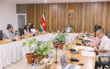 President geïnformeerd over status Suriname-India projecten