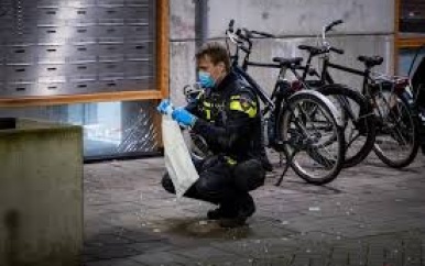 Zeven explosies in één nacht in Amsterdam