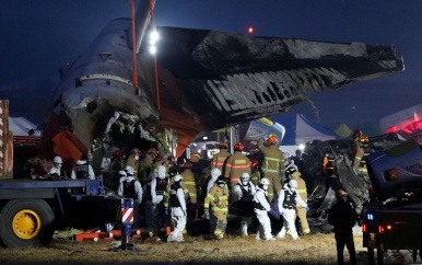 Bijna alle 181 inzittenden omgekomen bij vliegtuigcrash Zuid-Korea, 2 overlevenden