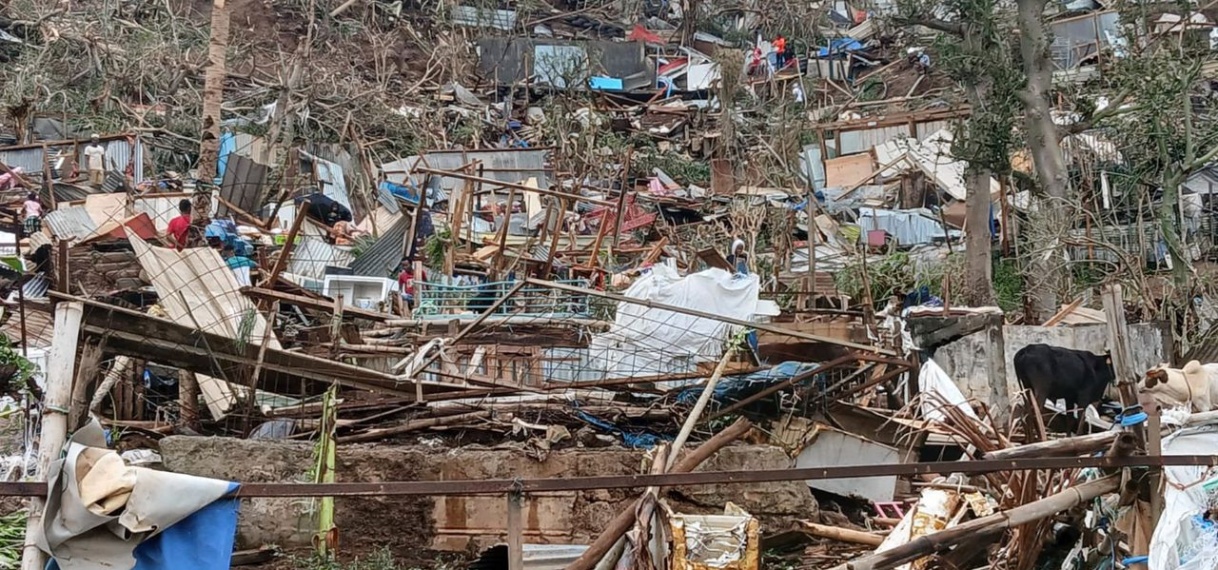 UPDATE: Luchtbeelden tonen ravage na cycloon op Mayotte