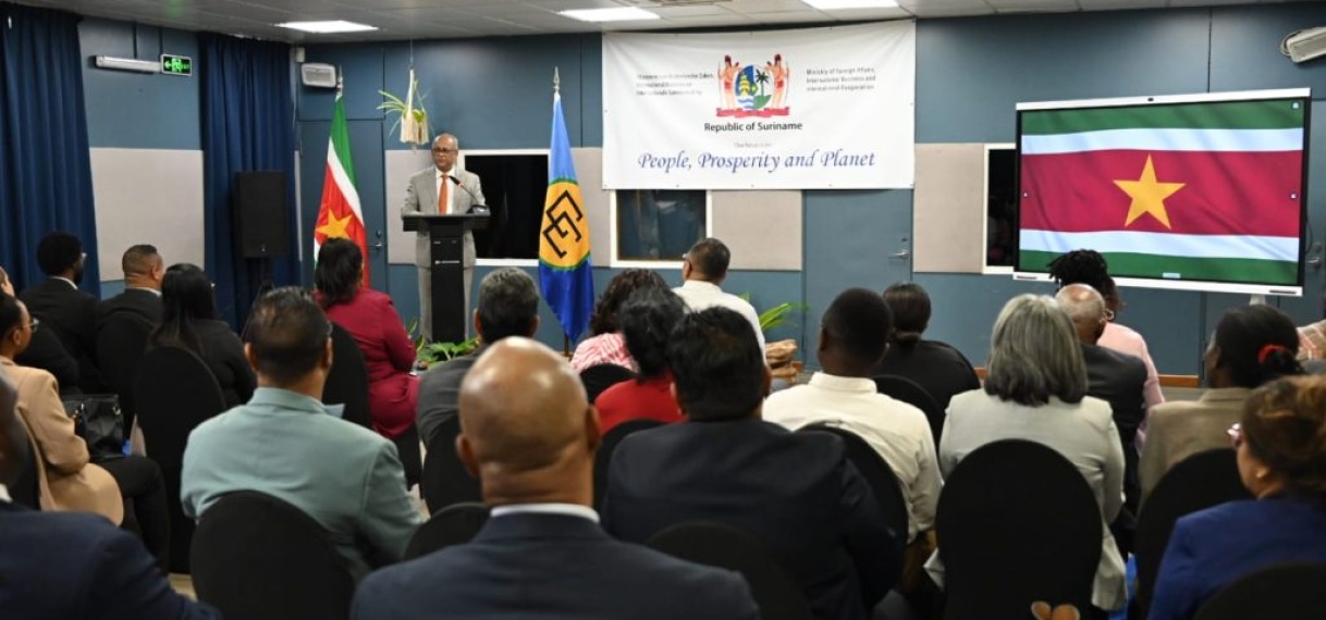 Ruim 40 deelnemers tweede Basic Diplomatic Course