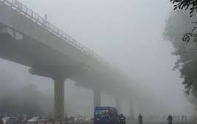 Hanoi in de grijp van smog: overheid stelt elektrische voertuigen als oplossing voor