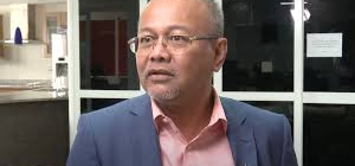 Ex-SPSB directeur Kromosoeto blijft in gevangenis