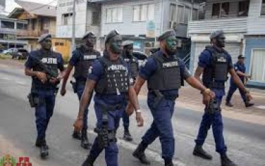 Korps Politie Suriname versterkt paraatheid met indrukwekkende speedmars