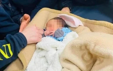Italiaanse ‘verpleegster’ steelt pasgeboren baby en meldt bevalling op Facebook