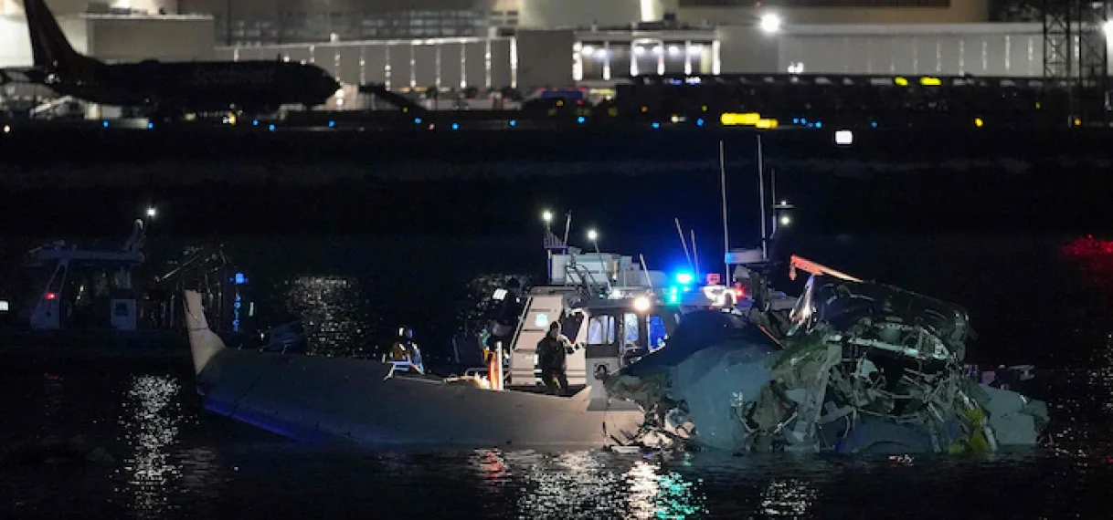 UPDATE: Oorzaak vliegtuigcrash Washington nog niet bekend, bergingsactie duurt voort
