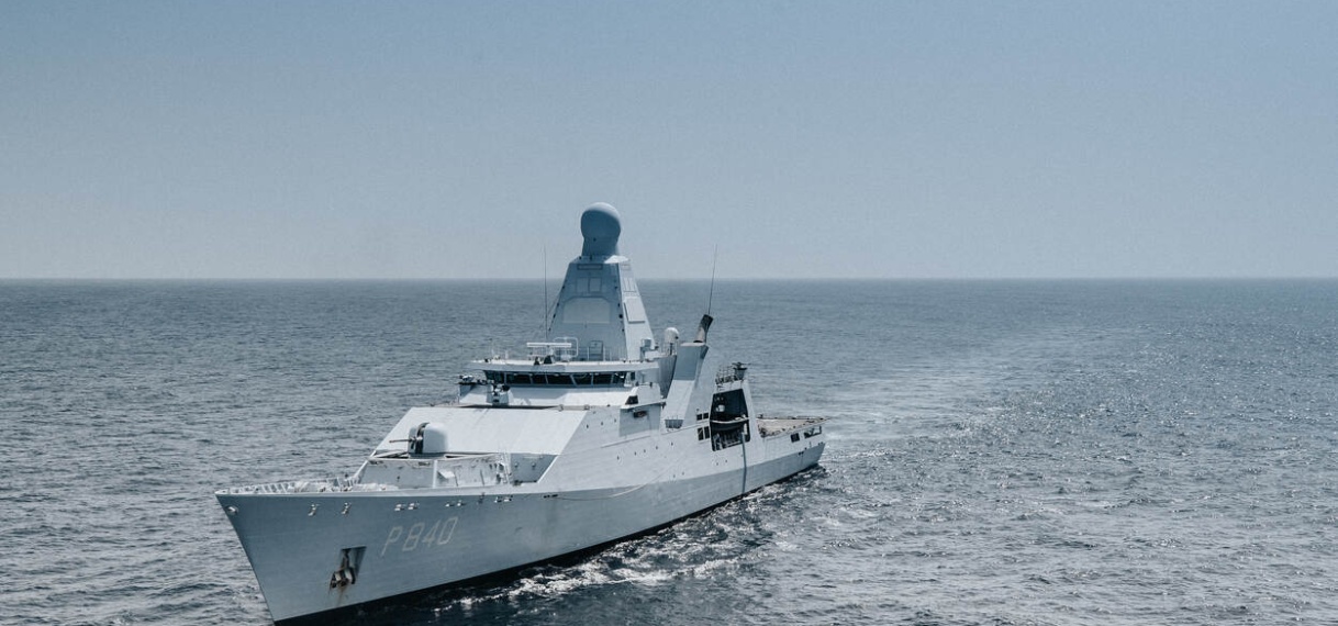 Nederlands marineschip vindt 3.000 kilo cocaïne op Caribische Zee