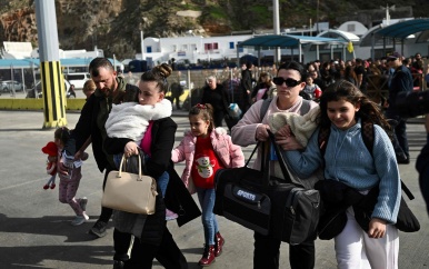 UPDATE: Mensen verlaten Grieks eiland Santorini wegens aanhoudende aardbevingen