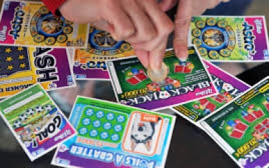 Dieven kopen kraslot met gestolen creditcard en winnen jackpot, eigenaar wil deal sluiten